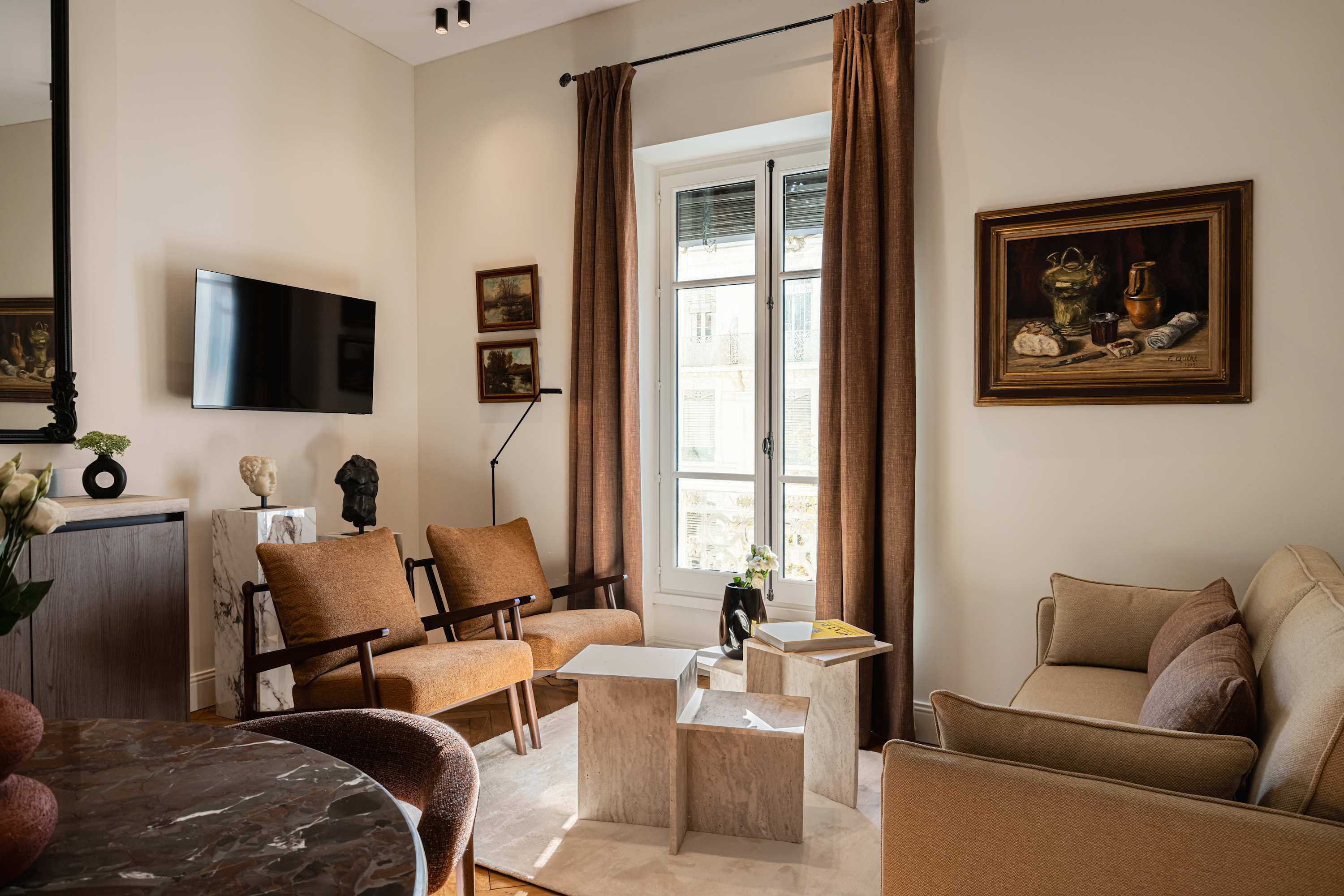 ALTO - La Suite Republique IV - 2 bedrooms w/AC